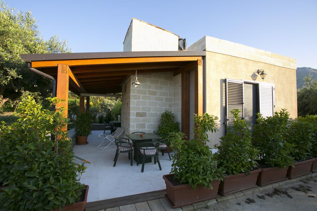 Bed and Breakfast Baglio Sant'Andrea Вальдериче Экстерьер фото